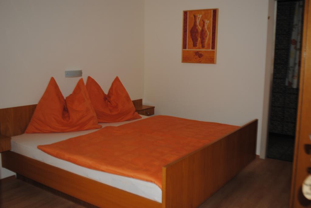 Ferienhaus Michor Latschach ober dem Faakersee Δωμάτιο φωτογραφία